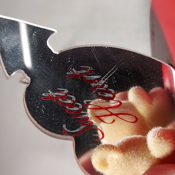 Vintage Avon Teddy Bear Heart Shape Ornament Sweet Heart Design - Picture 8 of 8